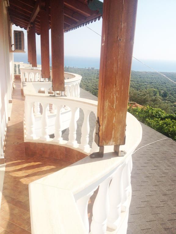 Vila Altini Borsh Exterior photo